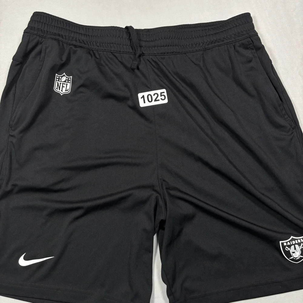 Nike Shorts Mens Large Tall Black Raiders NFL Dri-FIT Athletic Training Gym
